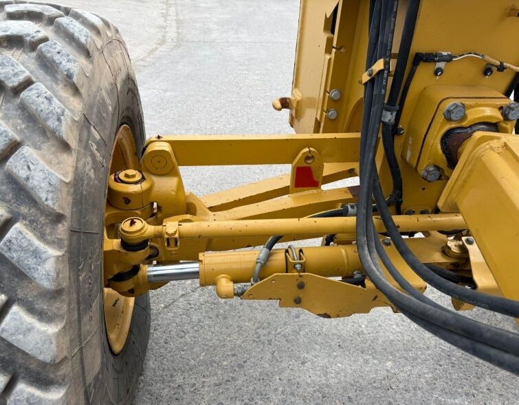 CATERPILLAR  140M3 ***MATRICULADA***